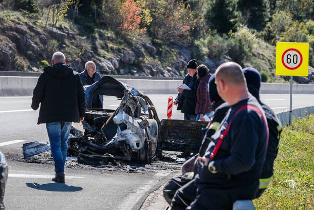 Na Brzoj cesti Dugopolje Split zapalilo se automobil