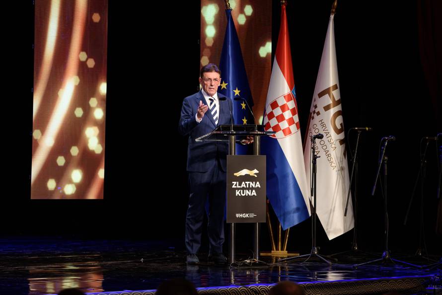 FOTO Najuspješnije hrvatske tvrtke dobile Zlatnu kunu: Elka je najbolja velika kompanija