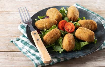Pileći kroketi sa šunkom i sirom