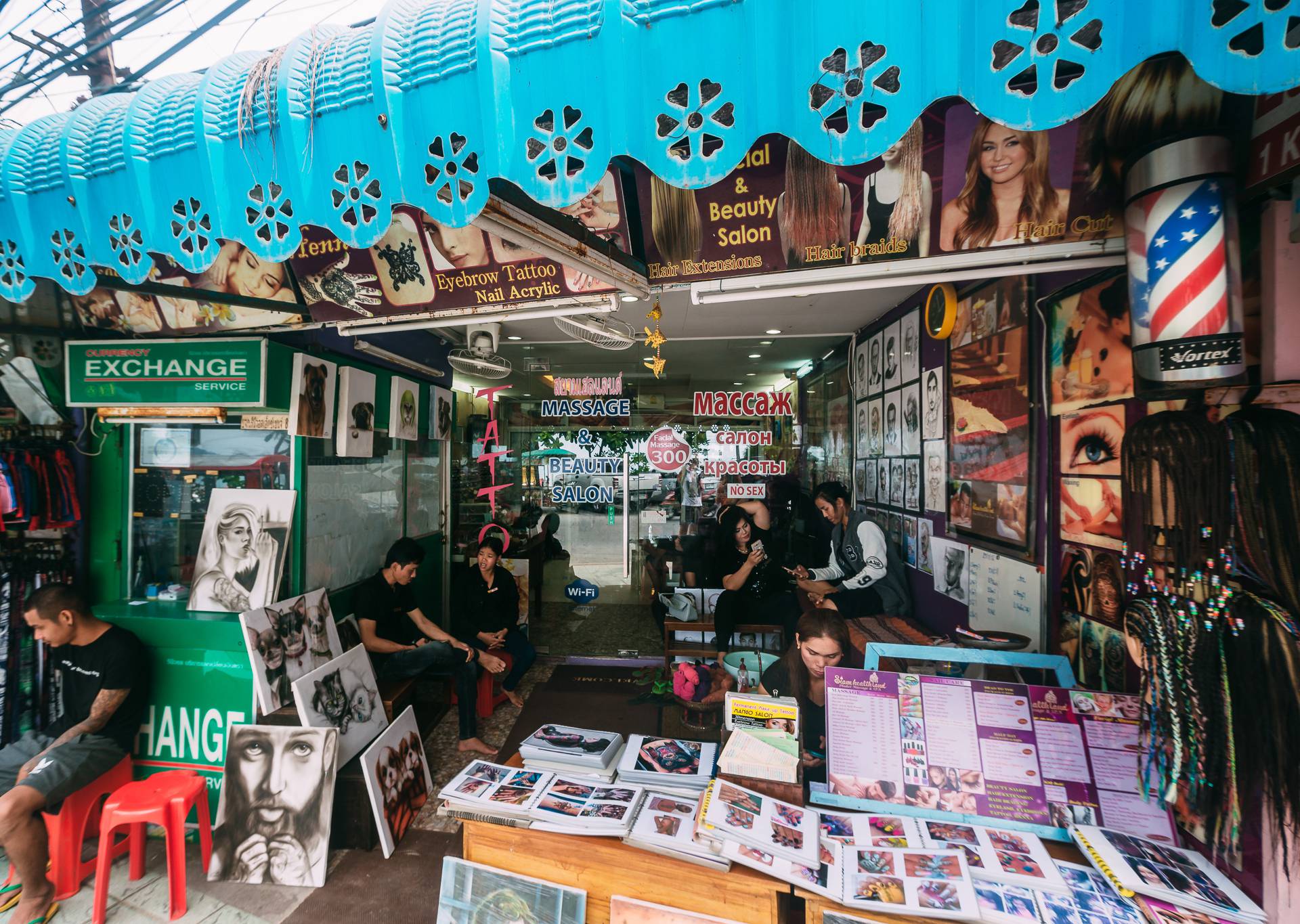 Phuket, Tajland: Od cjenkanja do masaže sa 'sretnim krajem'