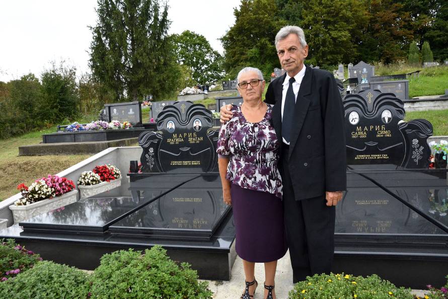 Ziher je ziher! Još dok su živi napravili su sami sebi karmine