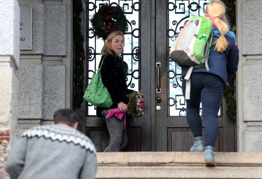 Ivica i Elin su došli s cvijećem: Janica je imala tešku trudnoću