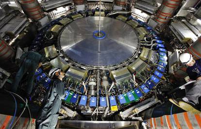 Ponovno pokrenuli LHC, hoće li sada otkriti paralelni svemir?