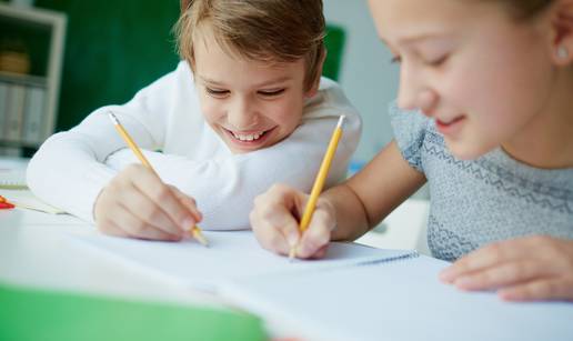 Stručni savjeti: Evo kako pomoći djeci da nauče samostalno učiti