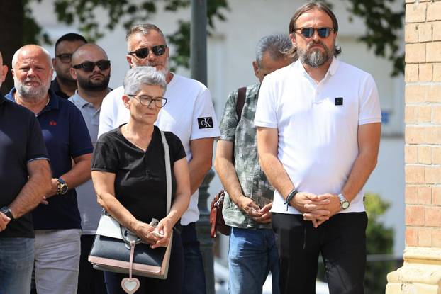 Zagreb: Posljednji ispraćaj Luce Mamić, majke Stojana, Zdravka i Zorana Mamića