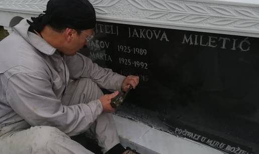 Klesanje slova na spomeniku: tehnike, materijali i trajna &ccaron;itljivost