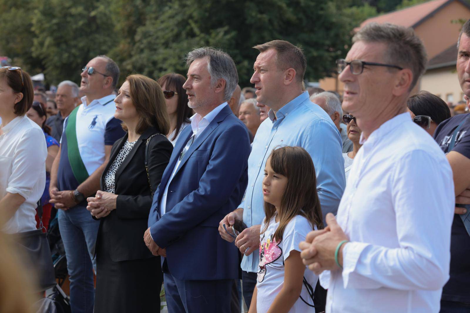 Blagdan Velike Gospe: Tisuće vjernika hodočasti u svetišta