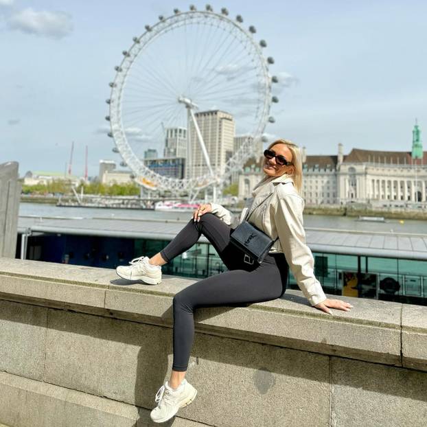 FOTO Vatrene Čehinje: Najbolji igrač ljubi brinetu, a golmana ekipe bodri atraktivna plavuša