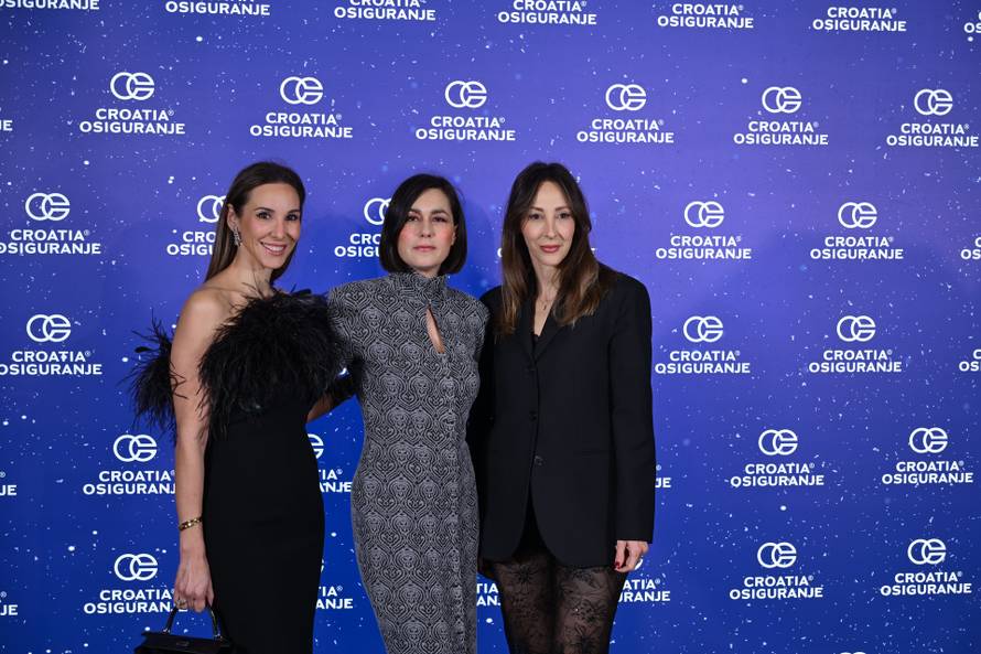 Zagreb: Okupljanje uzvanika uoči Božićnog gala koncerta Croatia osiguranja "Croatia povezana pjesmom"