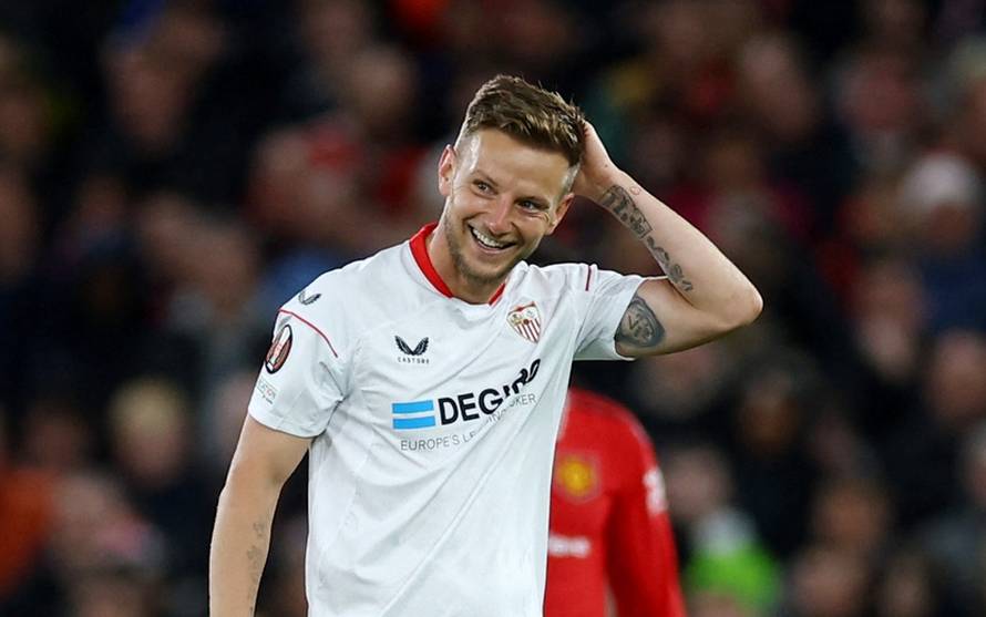 Europa League - Quarter Final - First Leg - Manchester United v Sevilla