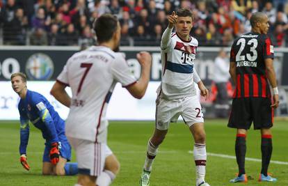 Hat-trick Müllera za uvjerljivu "četvorku" Bayern Münchena