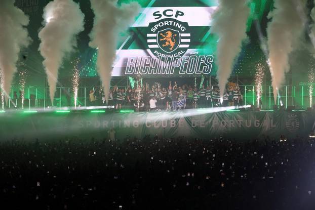 Primeira Liga - Sporting CP celebrate winning the Primeira Liga
