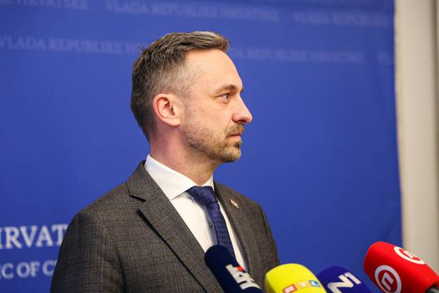 Zagreb: Marin Piletić dao je izjavu za medije nakon sastanka parlamentarne većine 