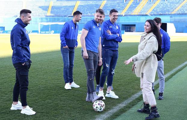 Zagreb: Kandidatkinje za izbor MISS Universe družile se s igračima Dinama