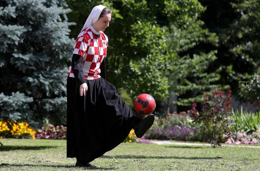 Časna s ubojitom ljevicom: I mi u samostanu bismo finale SP-a