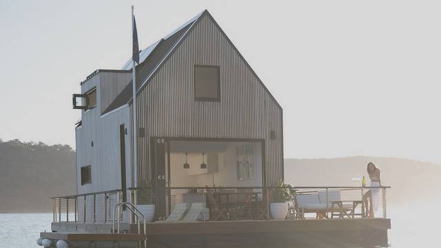Bajkovit kraj izolacije u ovoj divnoj plutajućoj vili u Sydneyu