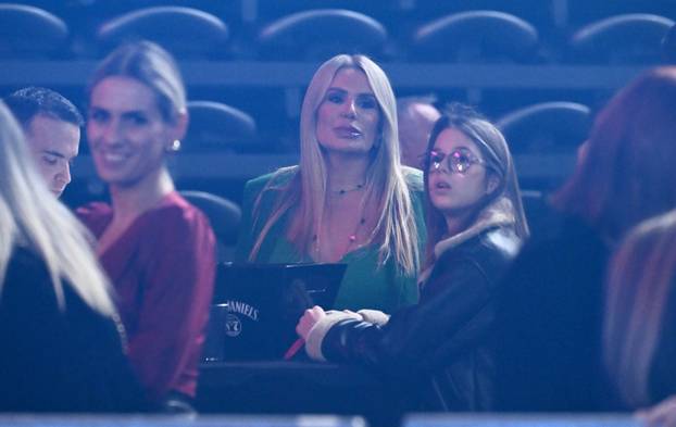 Iva Todorić na koncertu Aleksandre Prijović u Areni Zagreb