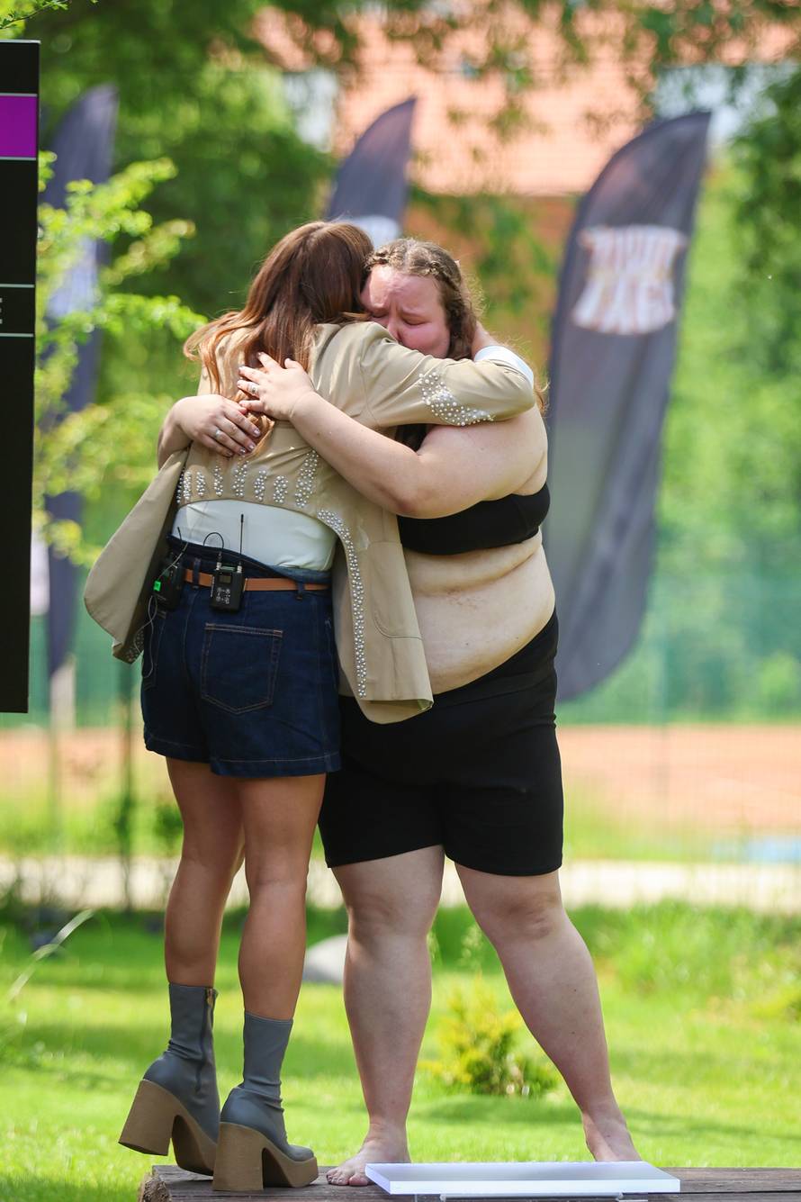 Alina iz 'Života na vagi': 'Tukli su me zbog izgleda, slomili su mi nos. Pala sam i nisu stali...'