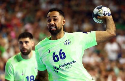 Barcelona u sjajnoj utakmici pobijedila Veszprem i postala svjetski klupski prvak!