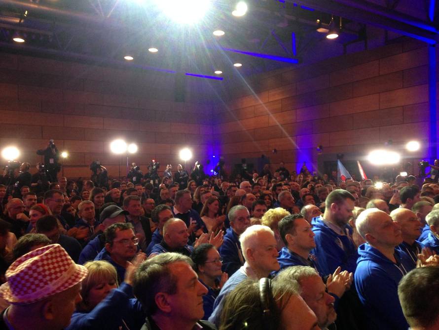 Kolinda čestitala Milanoviću i najavila: 'Odlazim na godišnji!'