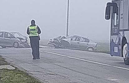 Frontalka kod Osijeka: Dvoje ljudi hitno prebacili u bolnicu