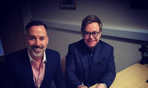 Elton John i David Furnish sad su i službeno postali supruzi