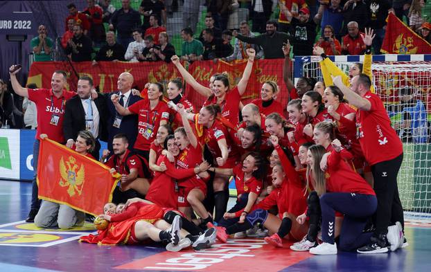 Handball - Women's Euro 2022 - Montenegro v France - Placement Match 3/4