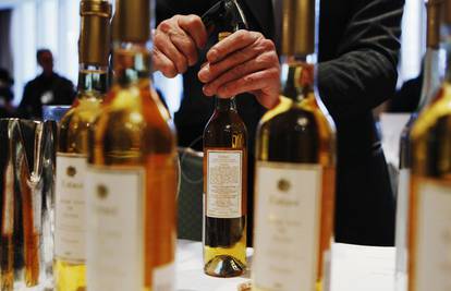 Popiju čak 74 litre godišnje: Najveće vinopije su u Vatikanu  