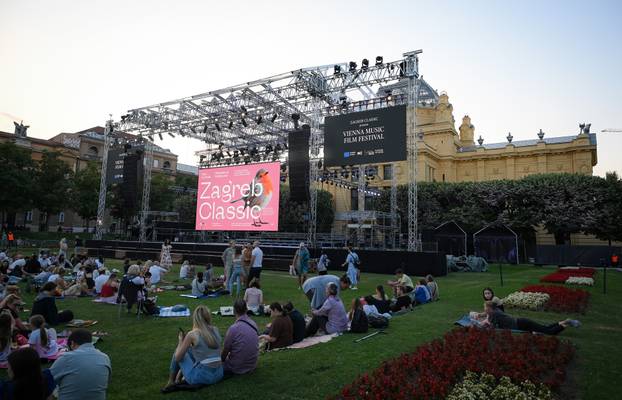 Zagreb: U sklopu Zagreb Classica na Tomislavcu prikazana je opera "Carmen"
