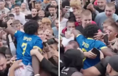 VIDEO IShowSpeed skočio je s automobila na djecu u Sarajevu. Plakali su, upetljali se zaštitari