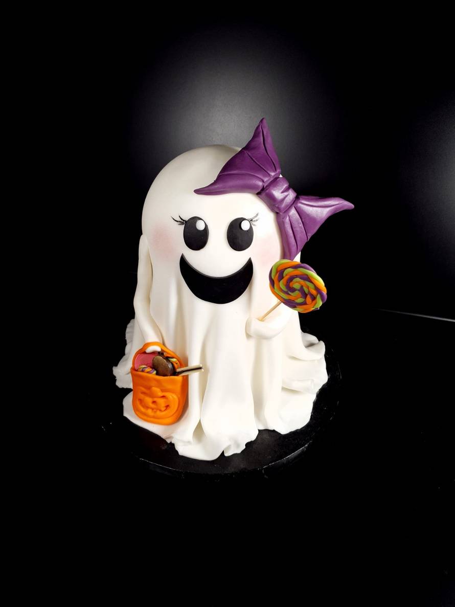 Slatki stol i 3D torte koje svi fotkaju? Evo tko stoji iza tih viralnih deserata