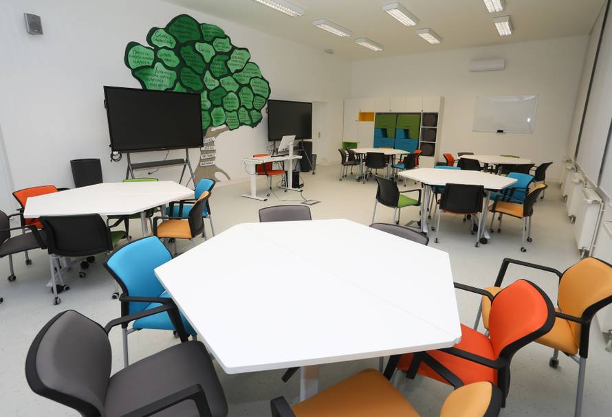 Ogulin: Reportaža iz Gimnazije Bernardina Frankopana