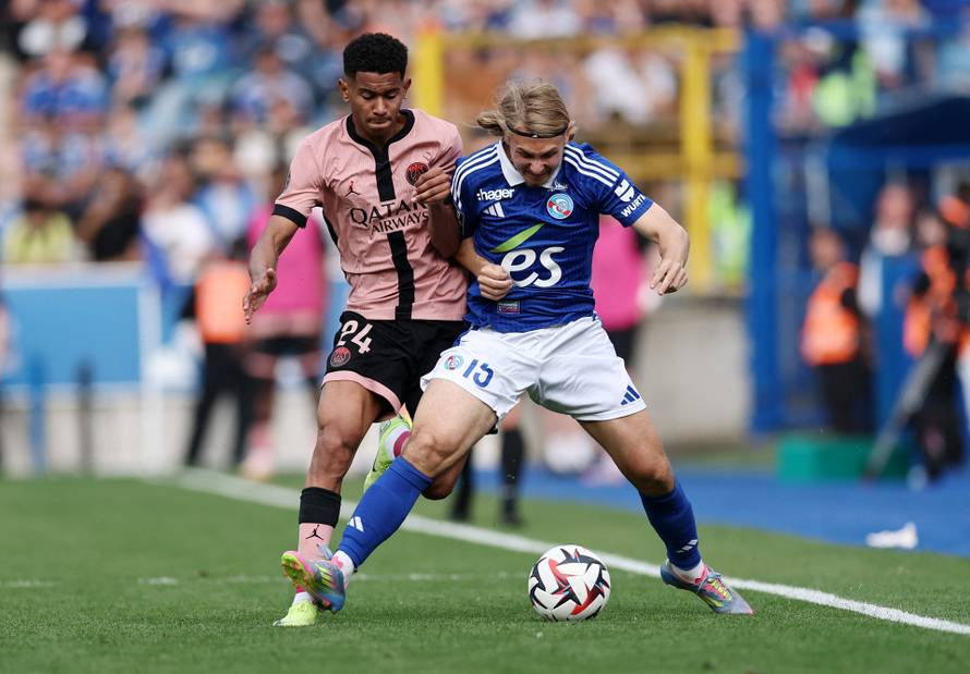 Ligue 1 - RC Strasbourg v Paris St Germain