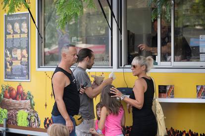 FOTO Počeo Food truck festival u Zagrebu - delicije za svačiji ukus