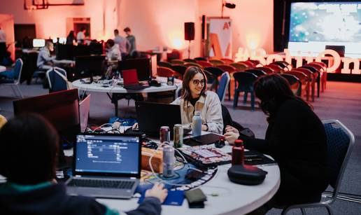 U Novskoj po&ccaron;elo veliko natjecanje u izradi videoigara