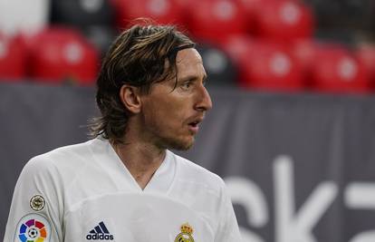 Modrić poludio na suca: Hoćeš li jednom nešto svirati za nas?