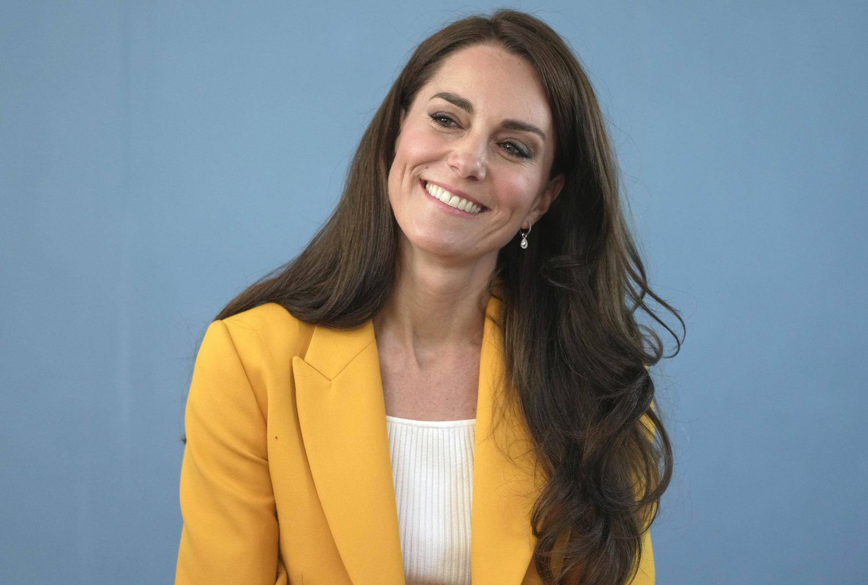 Kate Middleton se priprema za ulogu buduće kraljice, ali muči ju jedna stvar: Ima veliku tremu