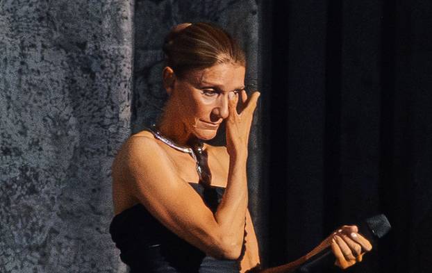 Celine Dion lors de son premier concert à la Plénitude Arena à Paris La Défense