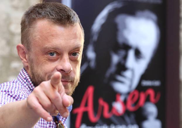 U Šibeniku održana promocija knjige 'Čovjek kao on'  na petu godišnjicu smrti Arsena Dedića