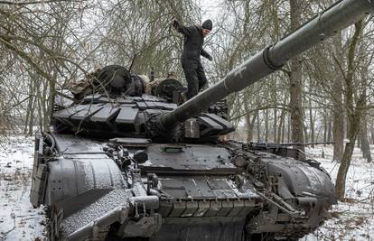 Tko je najveći donator tenkova Ukrajini? Pa... Rusija! 'Prvo se izbriše Z, srede ga i ko nov je!'