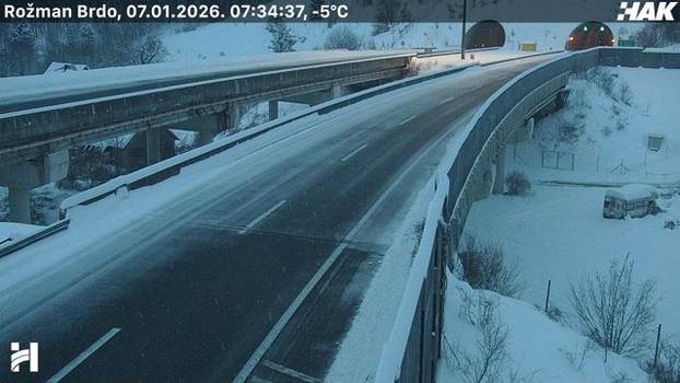 FOTO Autoceste diljem Hrvatske zametene snijegom, pogledajte