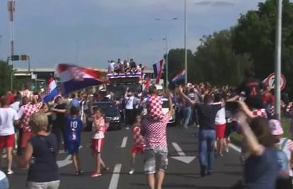 Gledajte uživo: Veličanstven doček Vatrenih u Zagrebu