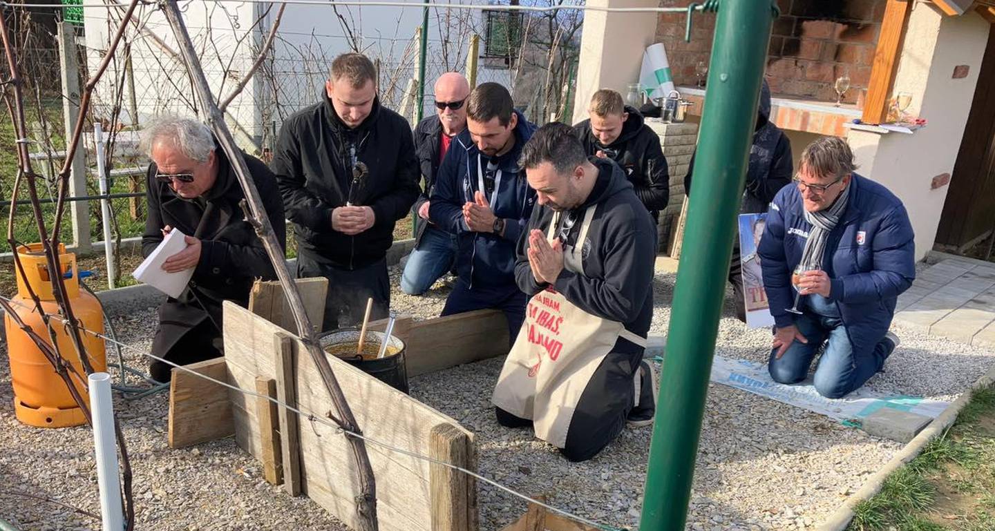 Jan Kerekeš: 'Nakon objave na kojoj klečimo pred gulašom primio sam brojne prijetnje'