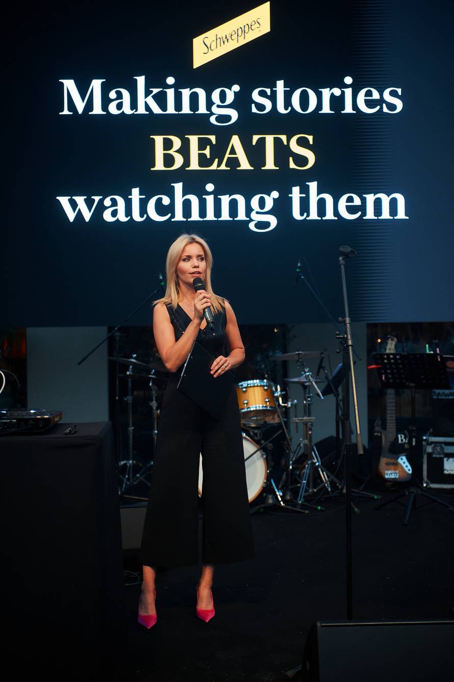 Prigrlite duh ljeta uz Schweppesovu novu filozofiju Born Social