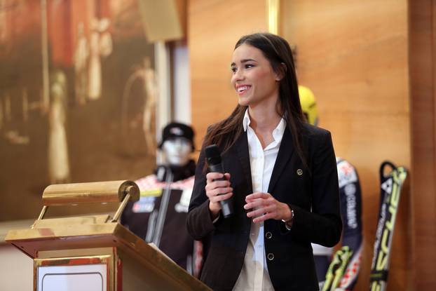 Zagreb: Ivica Kosteli? na predstavljanju novih odijela skijaške reprezentacije