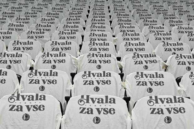 NBA: Los Angeles Lakers at Dallas Mavericks