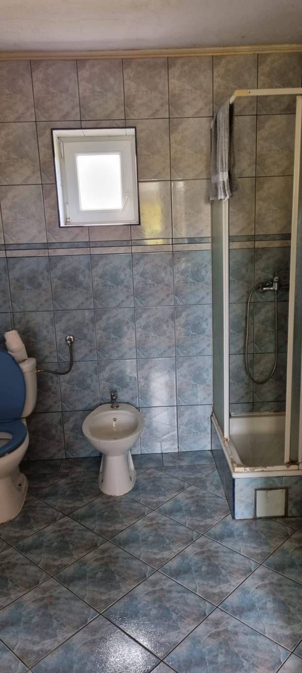 FOTO Netko 73 kvadrata prodaje za 26.000 eura na domaćim oglasima. Evo gdje je stan...