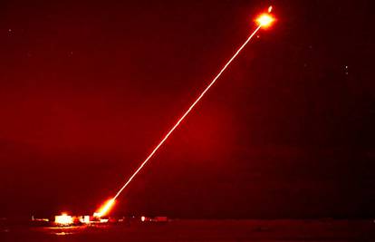 Britanci testirali novo oružje protiv dronova: 'Ovaj laser bi mogao biti revolucija u vojsci'