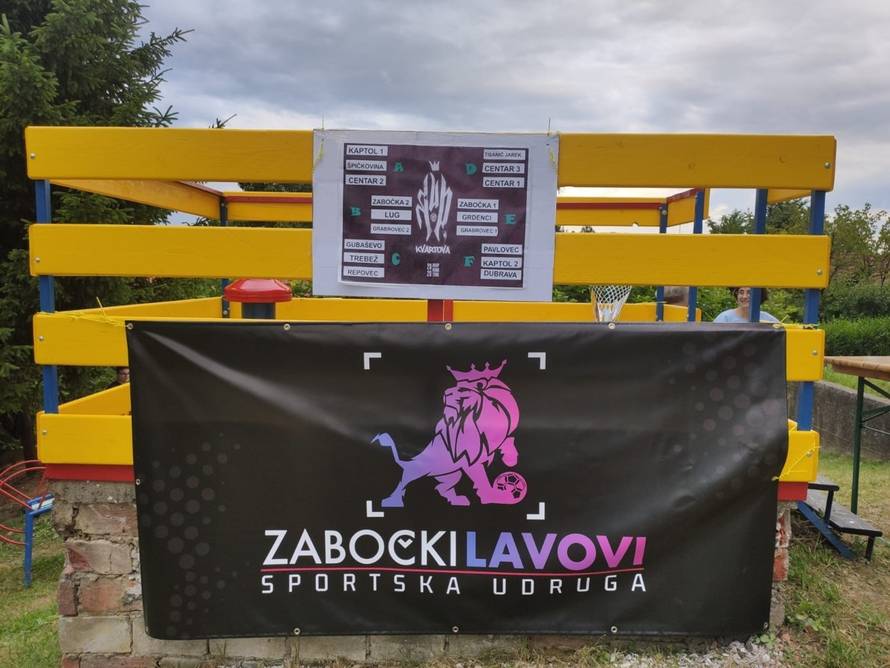 Kad se male ruke slože: Dečki iz Zaboka organiziraju turnir, a nagrada je - obnova igrališta