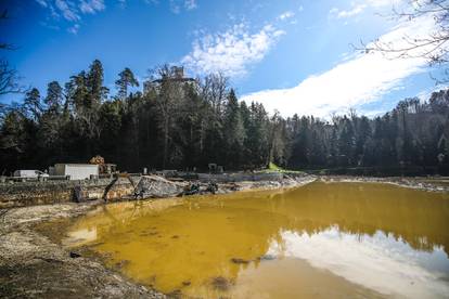 FOTO Ovako izgleda jezero kod dvorca Trakošćan: Obilna kiša ga napunila pa su stali radovi